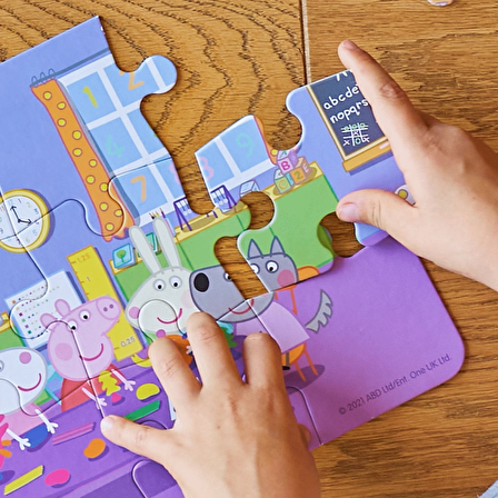 A Happy Day: Peppa Pig 3 in 1 Puzzle  (12 - 16 - 24 Parça Yapboz)