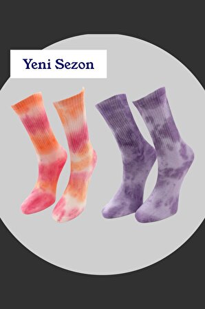 Hareket Halindeki Şıklık: Alacalı Renkli 5'li Batik Spor Çoraplar