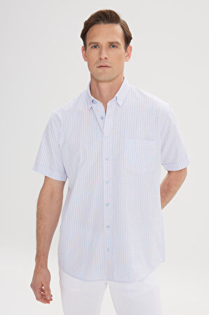 Erkek Beyaz-mavi Comfort Fit Rahat Kesim Düğmeli Yaka Kareli Kısa Kollu Gömlek