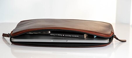 RexOwl Deri & Kanvas Laptop Case 16'' - Taba / Haki