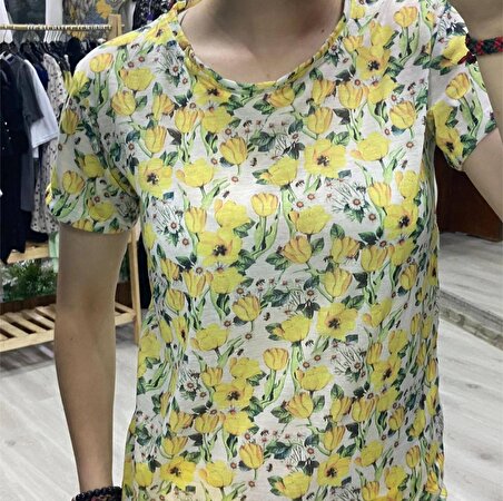 Kadın Papatya Desen Simli Kumaş T-shirt