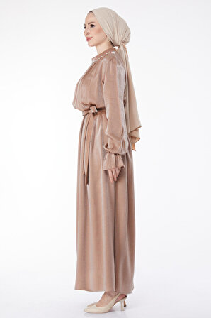 Düz Hakim Yaka Kadın Vizon Taş Detaylı Kuşaklı Elbise - 25077