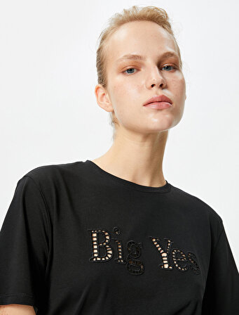 Rachel Araz X Koton - Slogan Nakışlı Pamuklu Tişört
