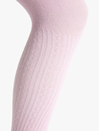 Balıksırtı Desenli Külotlu Çorap