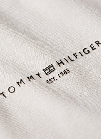 Tommy Hilfiger Bisiklet Yaka Düz Beyaz Kadın T-Shirt WW0WW37877YBL
