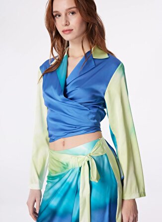 Fabrika Kruvaze Yaka Batik Çok Renkli Kadın Bluz F4SL-BLZ0835