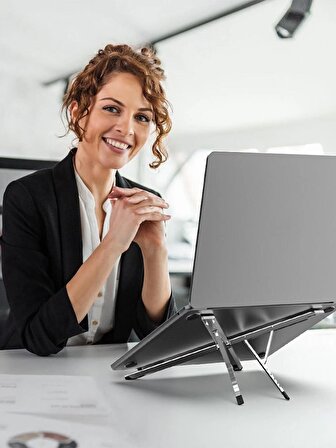 Raca Tech Laptop Macbook Uyumlu Notebook Standı Ayarlanabilir Katlanır Metal laptop Standı