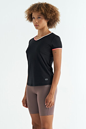 Siyah V Yaka Standart Kalıp Kısa Kol Kadın Spor T-Shirt - 97268 | XL