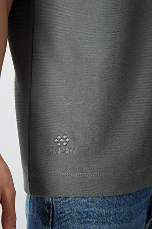 Haki Pamuklu Kalın Yüzeyi Dokulu Oversize Fit Basic Erkek T-Shirt - 88335