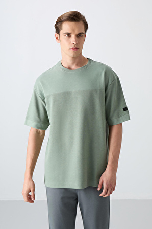 Açık Yeşil Pamuklu Kalın Yüzeyi Dokulu Oversize Fit Basic Erkek T-Shirt - 88340 | M