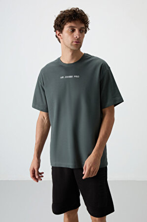 Haki Pamuklu Kalın Yüzeyi Dokulu Oversize Fit  Baskılı Erkek T-Shirt - 88364 | L