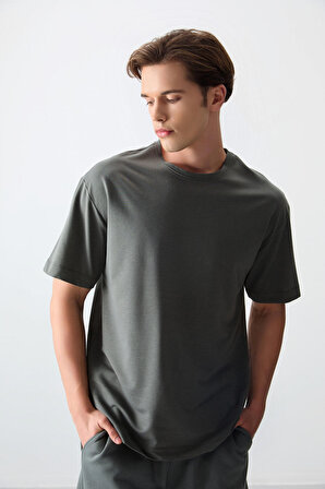 Haki Pamuklu Kalın Yumuşak Dokulu Oversize Fit Basic Erkek T- Shirt - 88377 | M