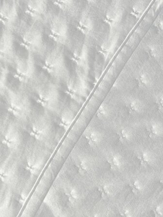 OGLO Çift Kişilik Yatak Örtüsü Beyaz 200 x 220 Cm