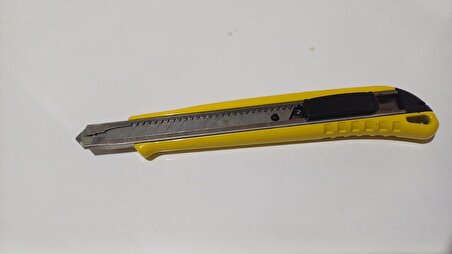 Akdeniz Maket Bıçağı -Falçata Metal 9 mm 