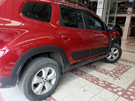 Dacia Duster Kırmızı Yazılı Premium Kapı Koruma Seti 2018 ve Üstü