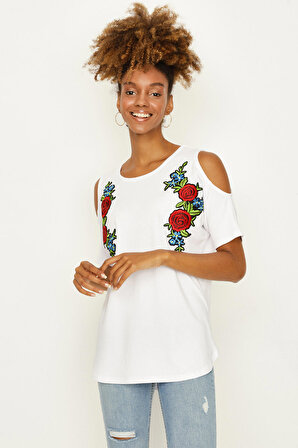 Kadın Çiçek İşlemeli T-Shirt