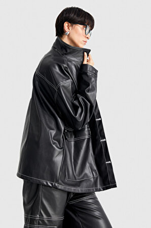 Kadın Siyah Renk Kontrast Dikişli Oversize Şardonlu Suni Deri Ceket