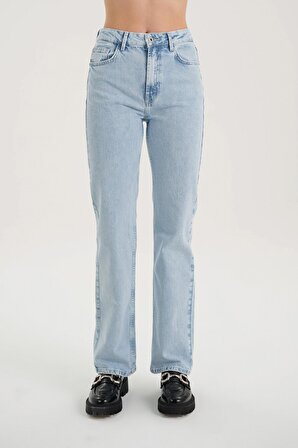 Buz Mavisi Yüksek Bel Patı Fermuarlı Vintage Straight Fit Jean Pantolon C 4931-006