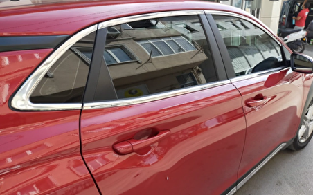 Hyundai kona cam çerçevesi kenar çıtası krom tamtur