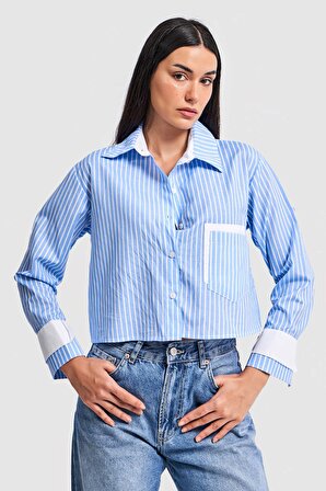 Kadın Mavi Beyaz Çizgili Crop Fit Manşet Detaylı Gömlek