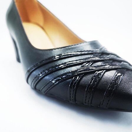 Janestt Kadın Deri Ökçeli Klasik Ayakkabı 147-9543