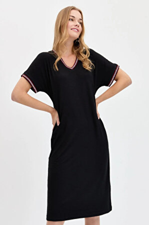 Desen Triko Kadın V Yaka Yakası ve Kol Ucu Renkli Penye Elbise KMY24088 Siyah