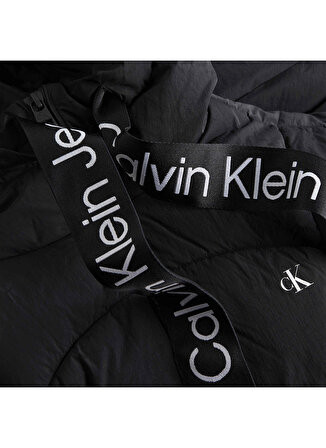 Calvin Klein Jeans Siyah Kadın Mont J20J221901BEH