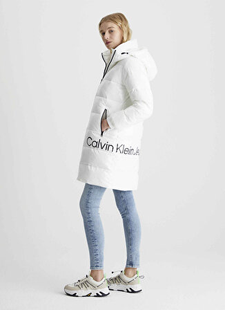 Calvin Klein Jeans Beyaz Kadın Mont J20J221902YBI