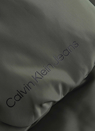 Calvin Klein Jeans Haki Kadın Mont J20J222340LLP