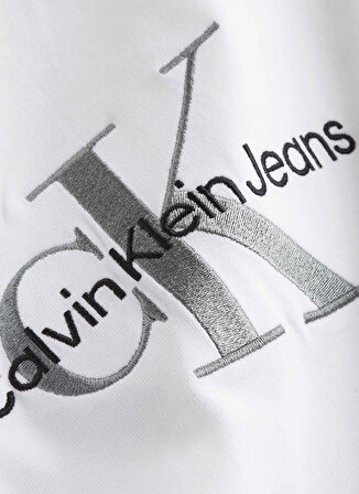Calvin Klein Jeans Bisiklet Yaka Baskılı Beyaz Erkek T-Shirt J30J324452YAF
