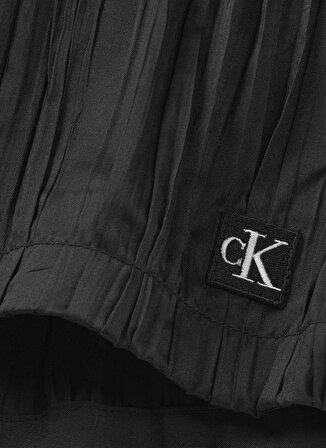 Calvin Klein Siyah Kız Çocuk T-Shirt FESTIVE PLISSE SS TOP