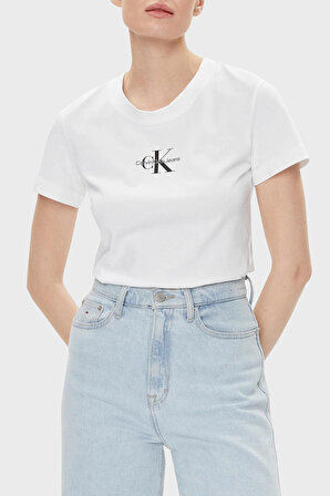 Calvin Klein Bayan T Shirt J20J222564 YAF