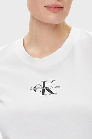 Calvin Klein Bayan T Shirt J20J222564 YAF