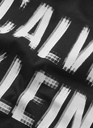 Calvin Klein Baskılı Siyah Erkek T-Shirt PIXEL LOGO RELAXED SS T-SHIRT