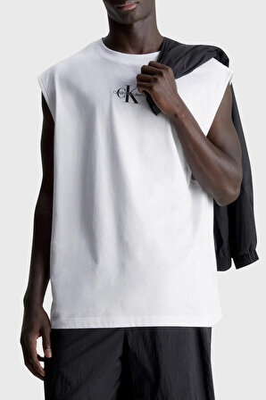 Calvin Klein Erkek T Shirt J30J325211 YAF