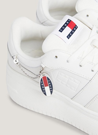 Tommy Hilfiger Ekru Kadın Deri Sneaker EN0EN02421YBL