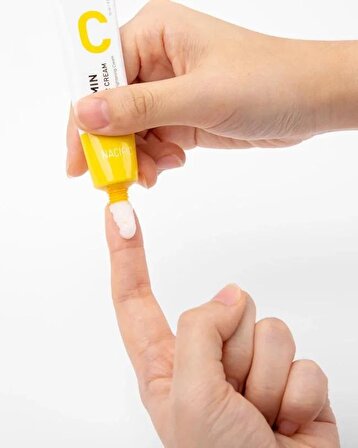 Nacific Vitamin C Tüm Cilt Tipleri İçin Su Bazlı Yağsız Nemlendirici Yüz Bakım Kremi 15 ml