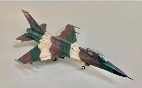 F-16 C Aggressor PM Model Montajlı Plastik Uçak Maket Kiti