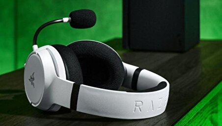 Razer Kaira X Mikrofonlu Stereo Gürültü Önleyicili Oyuncu Kulak Üstü Kablolu Kulaklık