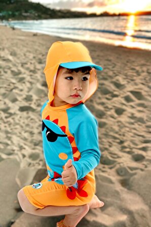 Erkek Çocuk Sevimli Tarz Dinozor Turuncu Renk Güneş Koruma Şapkalı 2'li Takım Uzun kol Hipster Model Sırt Fermuarlı Hassas Ten Mayo