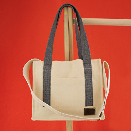 Gri Mini Tote Bag, Ön Cep Detaylı, 25 x 20 cm, Ayarlanabilir Omuz Askılı Kadın Kol ve Omuz Çantası