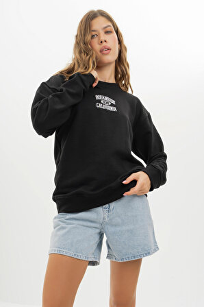 Kadın Siyah Renk California Nakışlı Oversize Üç İplik Sweatshirt