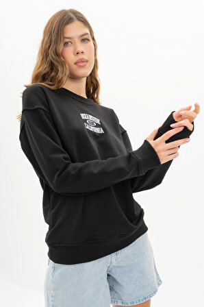 Kadın Siyah Renk California Nakışlı Oversize Üç İplik Sweatshirt
