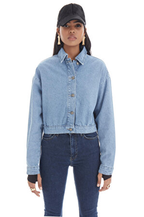 Kadın Taş Kot Rengi Önü Düğmeli Uzun Kol Crop Jean Kot Ceket