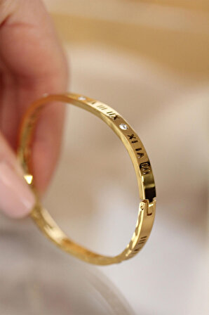 DORAMİRA Cartier Model Romen Rakamlı Gold/Altın Renk Kadın Çelik Bilezik Bileklik 316L