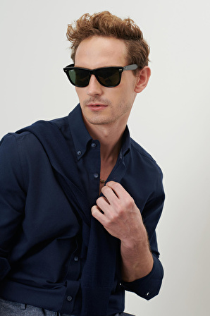 Erkek Koyu Lacivert Slim Fit Dar Kesim Düğmeli Yaka Pamuklu Oxford Gömlek