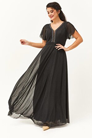 Kadın Büyük Beden Yaka Boncuk Detaylı Uzun Siyah Abiye & Davet Elbisesi