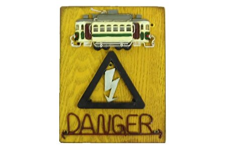 Tabela Tehlike Tranvay Figürlü