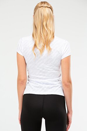 Beyaz Slim Fit Bisiklet Yaka Kısa Kol Kadın Tişört SF0609 | L