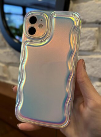 iPhone 11 Uyumlu Zigzaglı Dalgalı Hologram Puf Kılıf